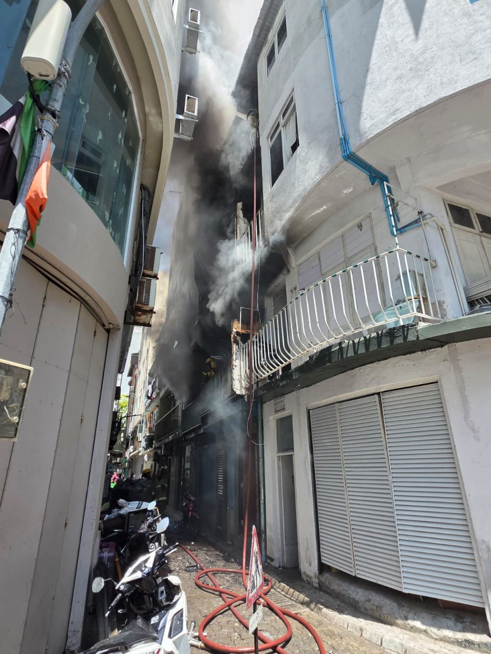 Mortuary kairi huri gudhaneh gai roave andhanee