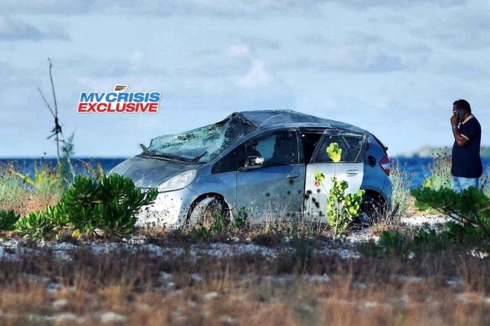 Car accident ehgai hatharu meehakah aniyaave ekakuge haalu serious 