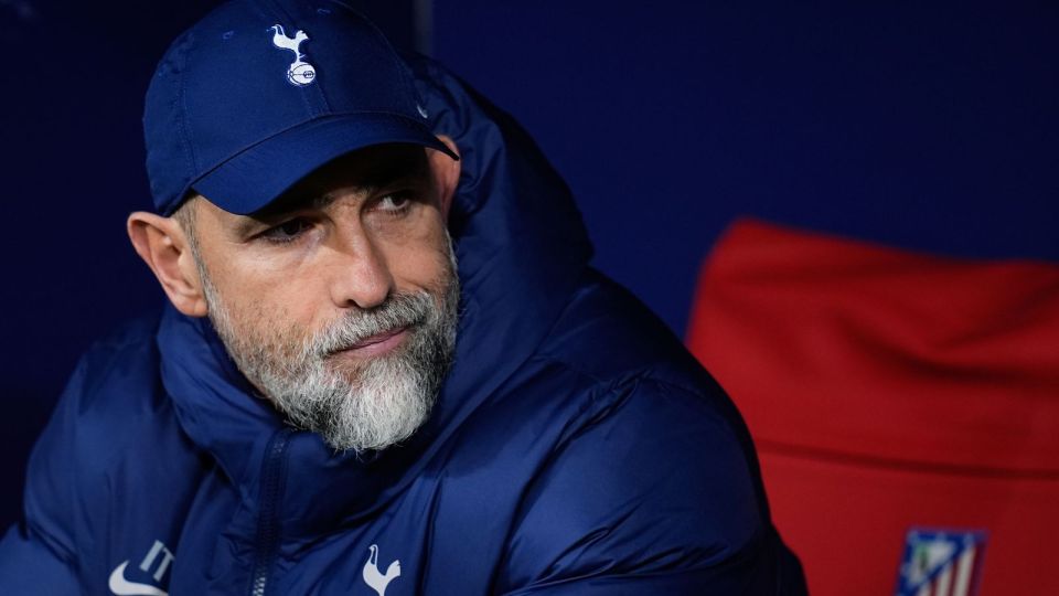Relegation aa gaathugai oiyy Tottenham ge coach magaamun dhurah 