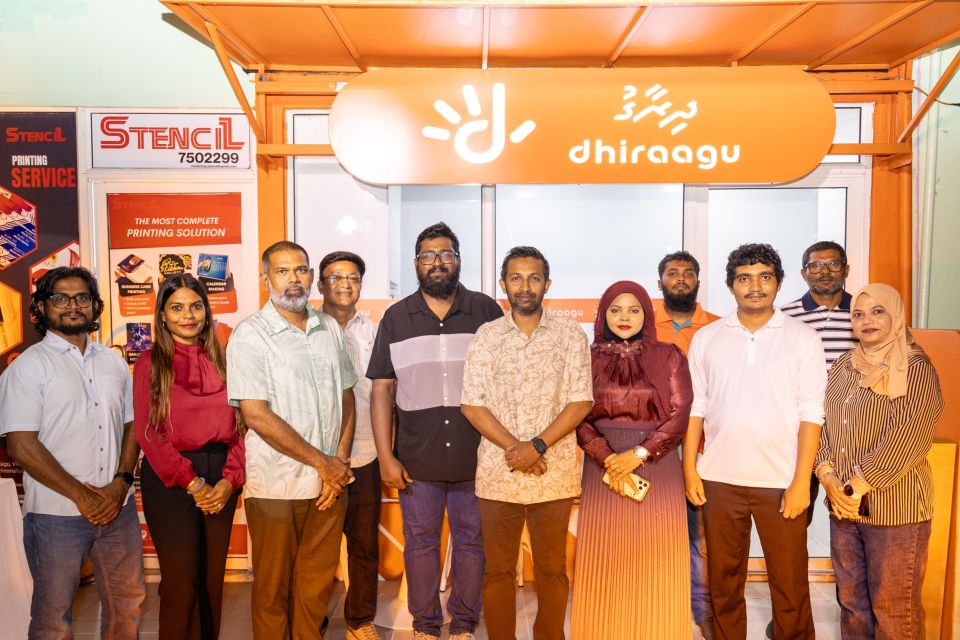 Dhiraagu ge partner fihaara eh Villimale' gai, customer innah ithuru luifaseyha thakeh! 