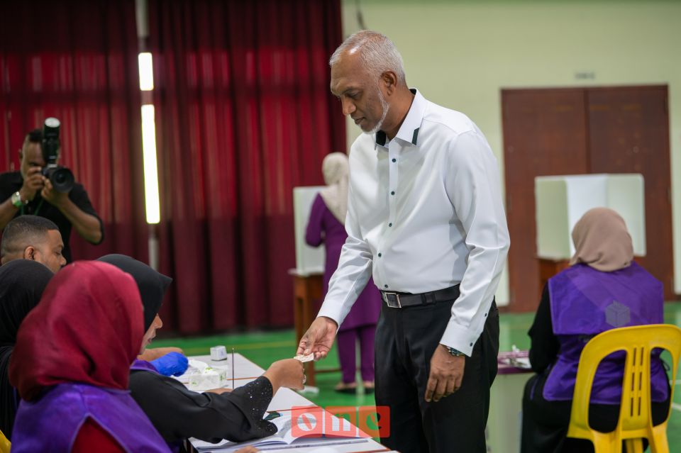 Raees Muizzu vote lavvaifi
