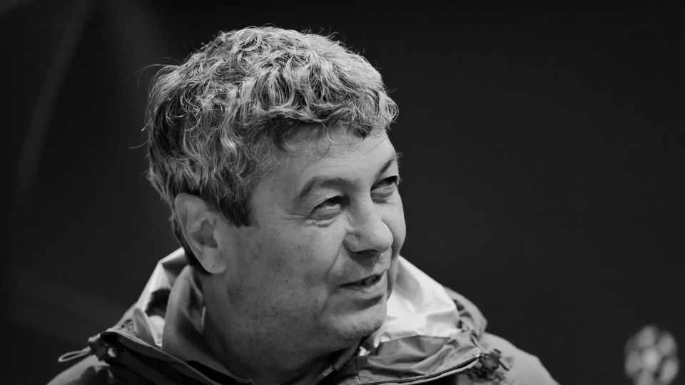 Heart attack eh jehigen Romania ge kureege coach Lucescu maruvejje 