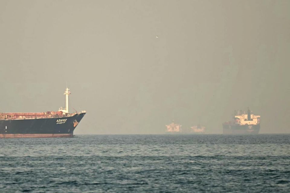America ge navy in Hormuz kanduolhi bandhukuranee