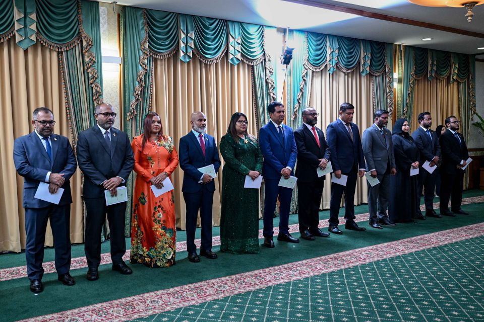 Raees Muizzu ge cabinet member innge adhadhu 15 ah madhukuravvaifi