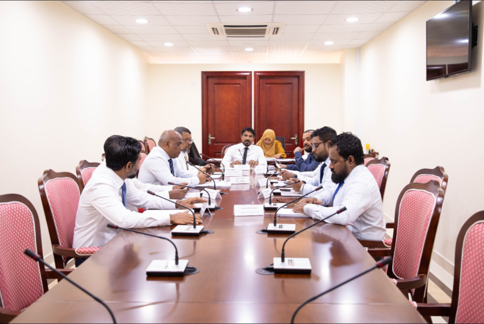 Aburuge bill fonuvan angai, gavaaidhah amalukurumuge muhdhathu ithuru koffi