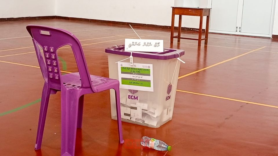 Foshithah bandhukoh vote gunan fashaifi