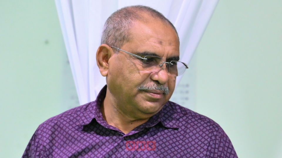 Elections Commission ge Raees Zaahidh isthiufaa dhevvaifi