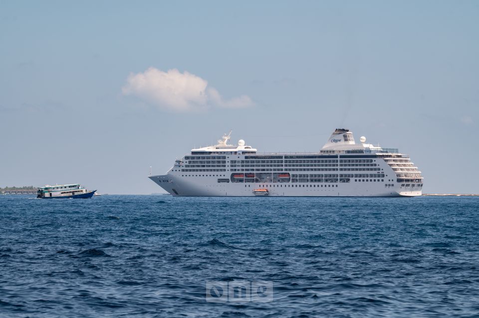 Cruse liner thakun ahna fathuruverin ithuruvaan fashaifi