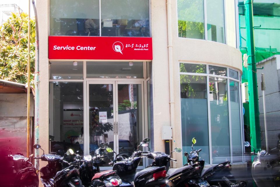 Post ge hidhumaiy thah Maldives Post Service Center ah badhalu koffi 