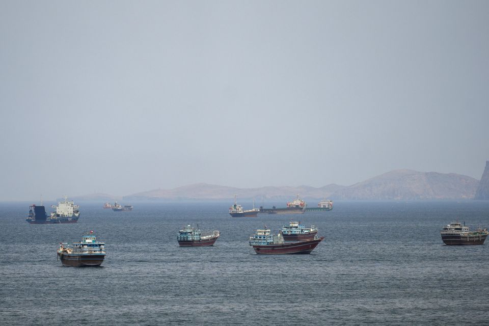 Iran in Hormuz ge control varugadhakohffi