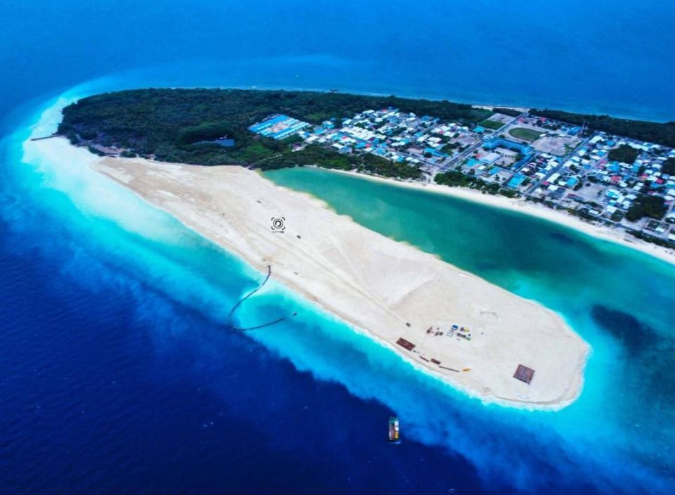 Milandhoo gai airport gaaim kurumah beynunvaa bin hikkaa ninmaifi 