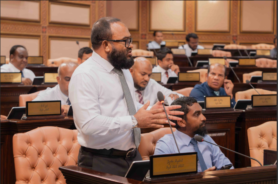 Home minister ge masooliyyathaa medhu mihaaru suvaalu ufahdhan jehey: Member Shareef