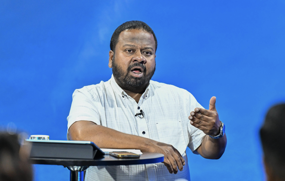 3 Raeesun gulhumuge niyathakee Raees Muizzu aa vaadhakuran ticket hoadhun: Mundhu
