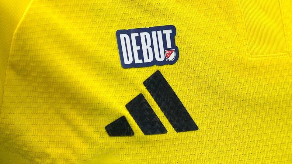 Alah World Cup ah nukunna kulhuntheringe jersey gai haassa patch eh 
