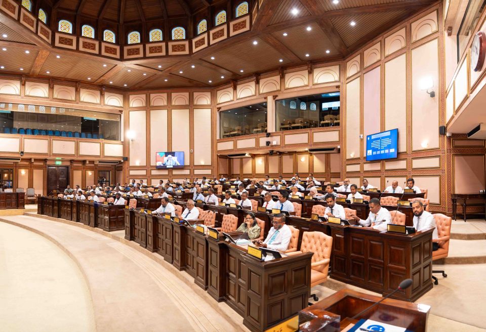 Majlis ge aa naaibu raees ainthihaabu kurumuge jalsaa maadhamaa baavvanee