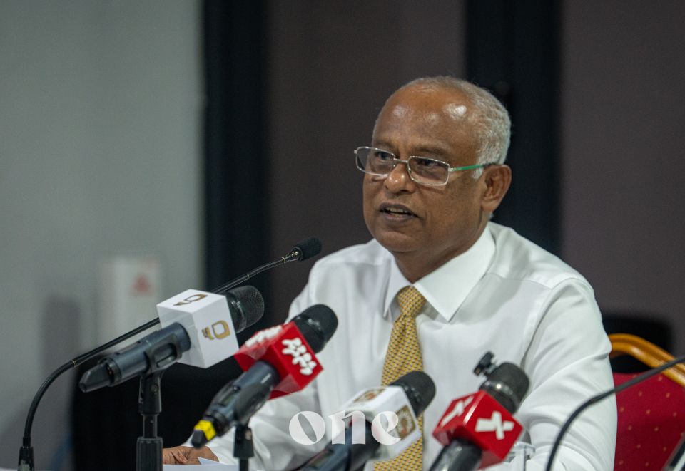 Adeeb minivan kuree gaanoonee imuge therein: Solih