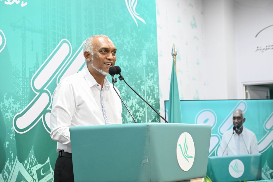 Yameen, Solih adhi Nasheed siyaasee gothun fail vejje: Raees