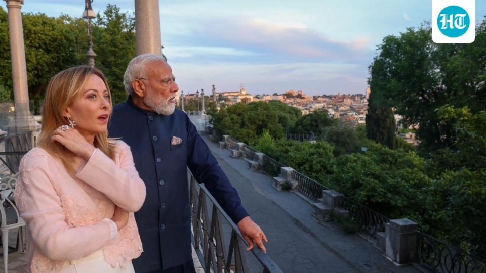 India ge bodu vazeeru aai Italy ge bodu vazeeru bahddhalu kurahvvaifi 