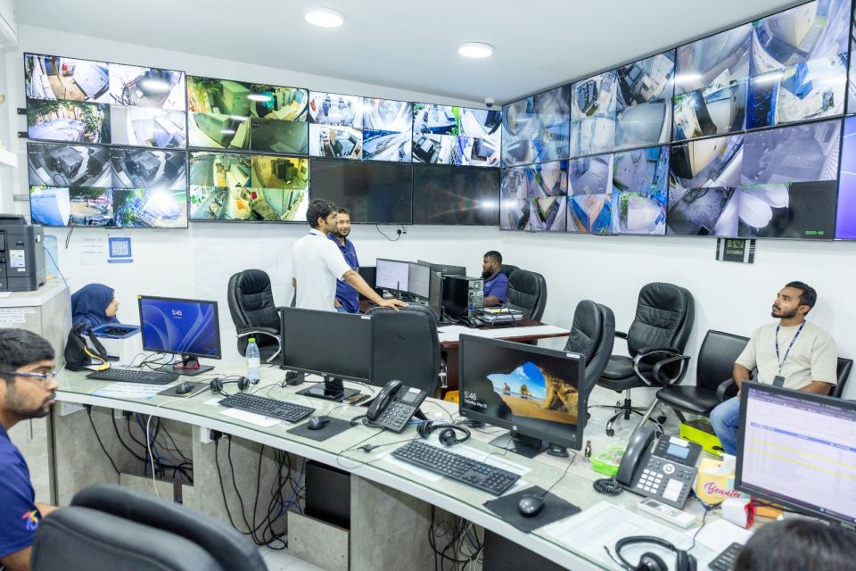 3 gadi iru fahun Male' adhi Hulhumale' ah karantu dheefi