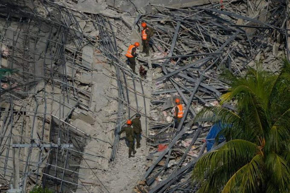 Philippines gai imaaraaiy kuramun dhiya hotel eh vetti 4 meehaku maruvejje