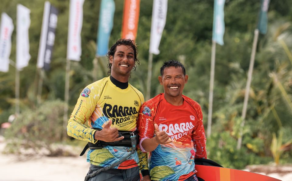 Mi aharu Raaraa Pro in Hantey ah thafaathu thajuribaa eh, kuriyah dhiyumugai ehee akah vaane 