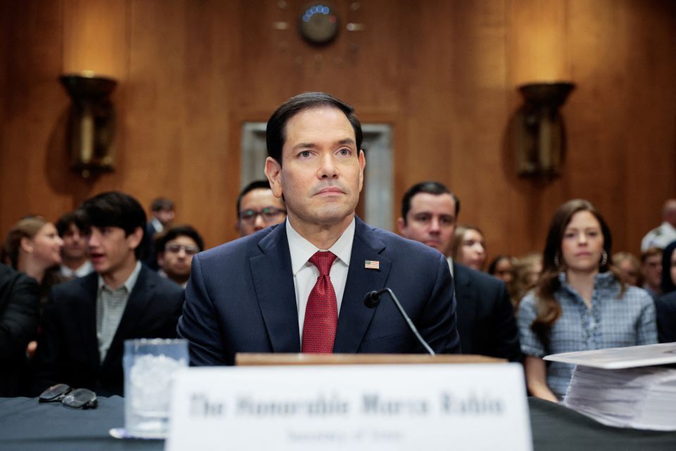 America ge haarijee siyaasathaai Iran ge massalaigai Secretary of State Marco Rubio Senate ah haazirukoffi