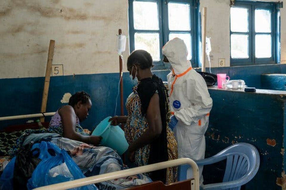 3 mas therey 20,000 meehunnah Ebola jehidhaane kamah CDC in lafaakoffi