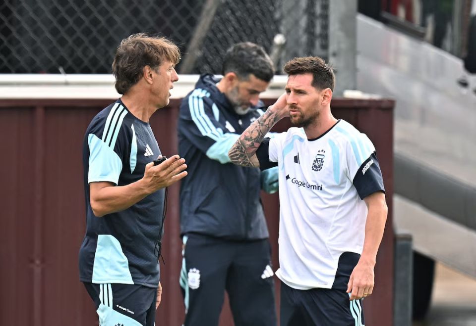 Messi fit, warm up match thakugaives fenidhaane 
