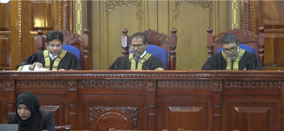 Thikithakeh huregen veyvashu vote karudhaasthah baathil kuran High Court in kuri hukum Suprime court in baathil koffi