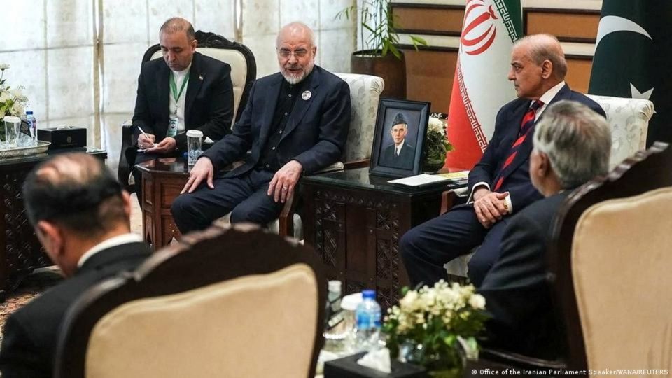 America aa eku kuriah gendhaa sulhaige mashvaraa thah Iran un medhukandaalaifi