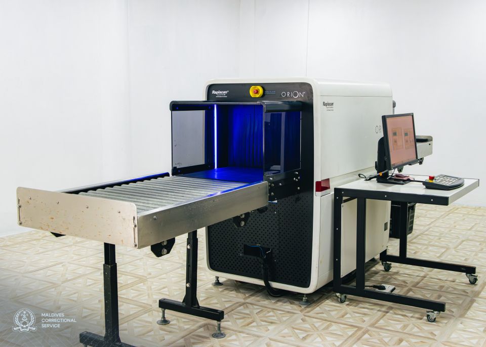 Maafushi jail gai baggage screening machine eh bahattaifi