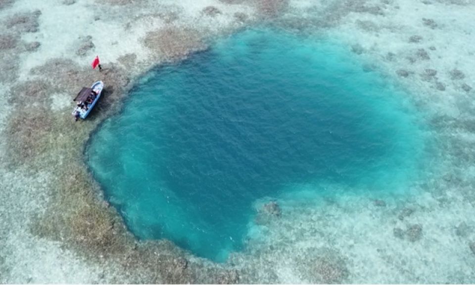 China ge Huanyan Dao in furathama faharah faruge blue hole eh hoadhaifi