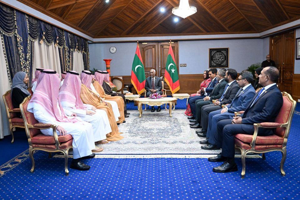Saudi ge vafudheh Raees Muizzu ge arihah. gulhun badhahikuran mashvaraa kurehvvi 