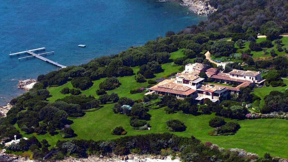 Italy ge thaareehee estate eh 375 million dollar ah Qatar ge ameeraku ballavaigenfi