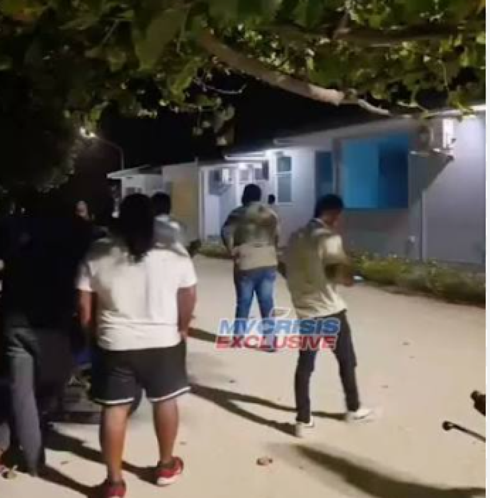 Hoarafushi hiyaage kudhinthakeh meehaku raheenukoh hamalaadhin massalaeh balanee