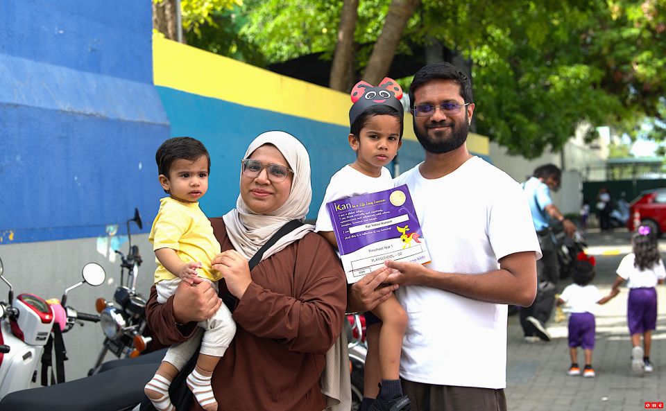 Report foiy dhee dhariivarun furathama term ge chutty ah