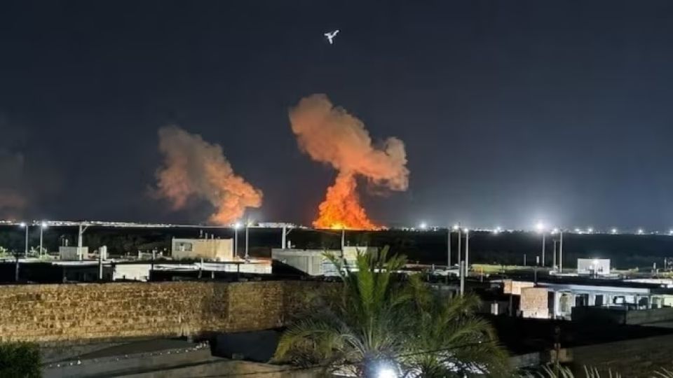America in Iran ah dhemundhaa hamalaathah hathvana reyakah!