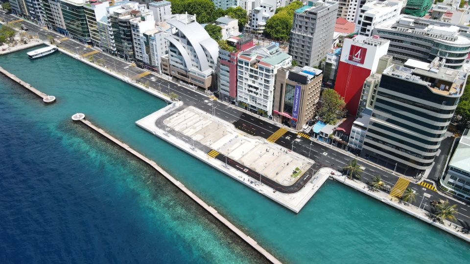 Hussein adam building in Dhoshimeynaa aa hamayah ehgamu thoshi Sifainah