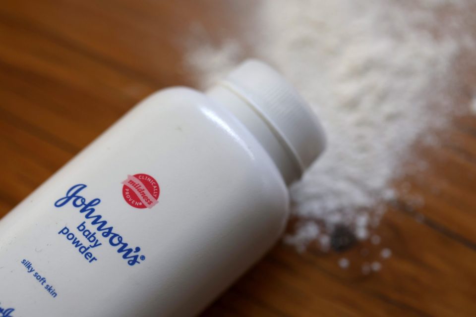 Baby powder ge massalathah hallukuran J&J in 5.5 billion dollar dheyn ninmaifi
