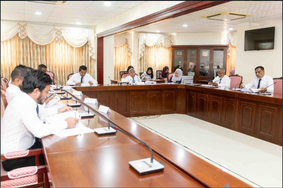 Aammukoh iulaan nukoh vazeefaa nudhevey gothah gavaaidhu badhalu kuran Fenaka ah anganee