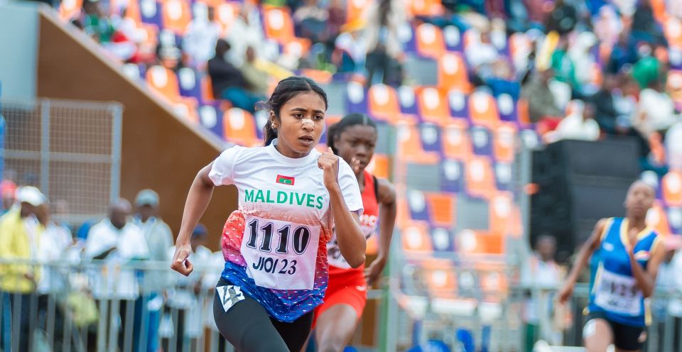 Ziva, 200 meter dhuvumuge gaumee record muguraalaifi 
