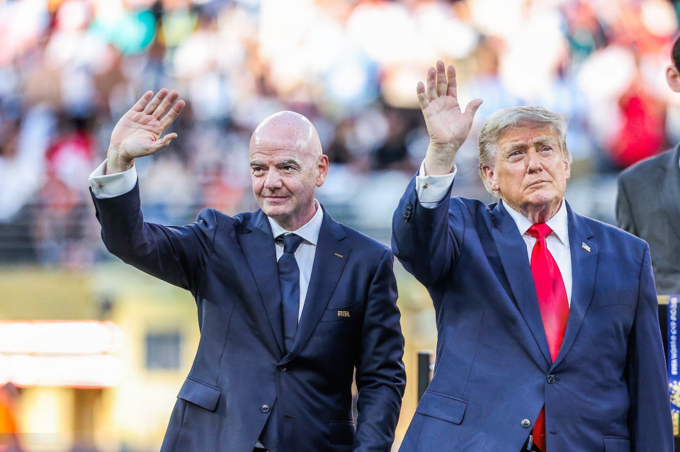 Infantino Trump ge eheetherikamah edhenee, phone eh nunangavaa? 