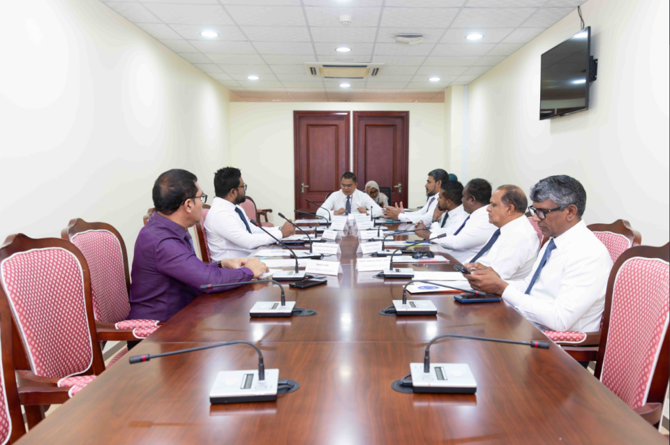Membaruge health insurance aa gulhigen, Allied committee ah haaziru kuranee