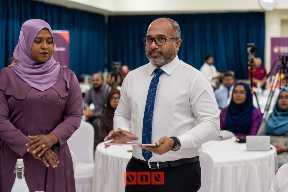 Vazeefaage baazaaru harudhanaa kurumah 