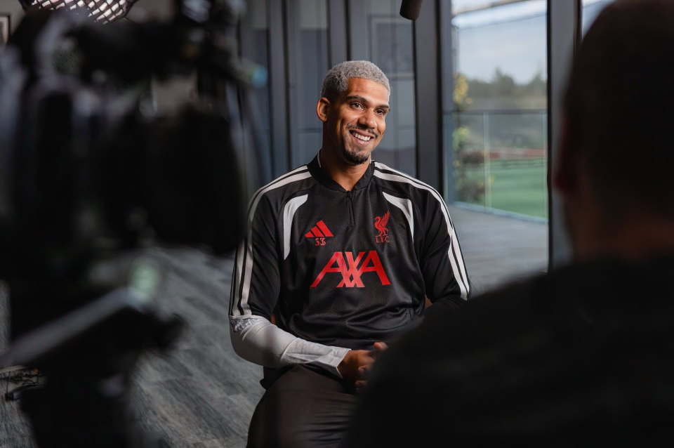 Defence varugadha kurumah Liverpool in Araujo gengosfi 