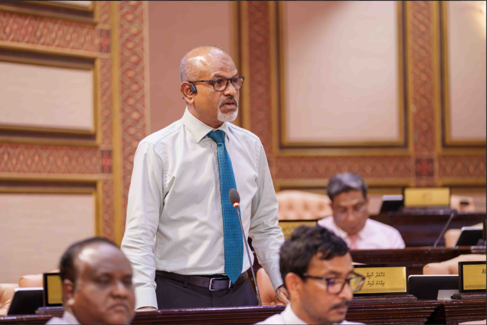 Corruption kuriahdhanee  thanfeezee idhaaraathakun kan kuraagothun: Naazim