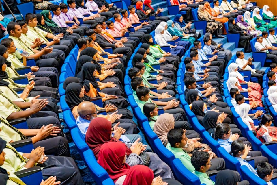 Vaahaka dhekkumuge gaumee mubaaraathuge 1,2,adhi 3 vana ah umraa dhathureh