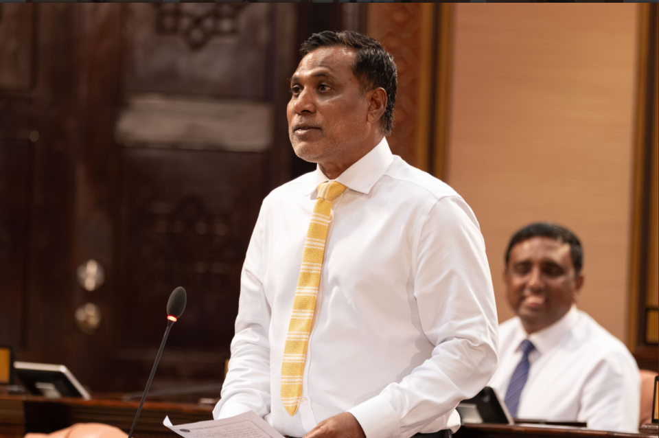 Gaumah dhimaavefaivaa massalathakun rayyithun salaamaiy kuran mithibee sarukaaraaeku masahkaiy kuran 