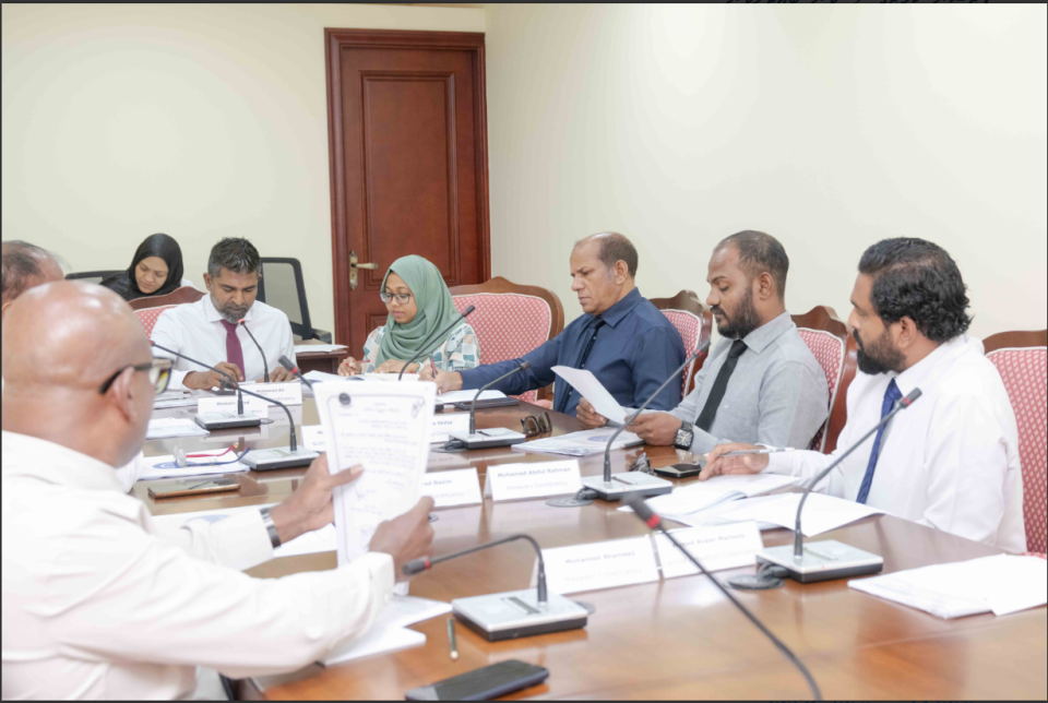 Council binthah sarukaarah negey islaahu gendhan govaalaa petition ah LGA ge lafaeh hoadhanee