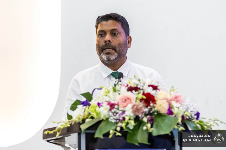 Kulhivaru association thakuge inthihaabah sarukaarun nufoozu foaruvun nimumakah genevijje: Rafiu 
